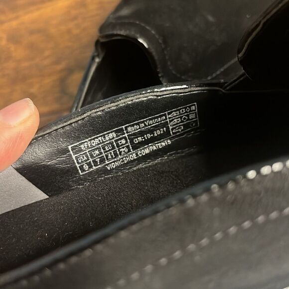 Vionic Black Effortless Backless Fashion Sneakers, size 9 - Picture 9 of 10